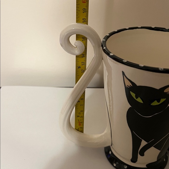 April Gadler. 2007 Handmade. Black and White Cat Design Vase. NWOT - Picture 5 of 6